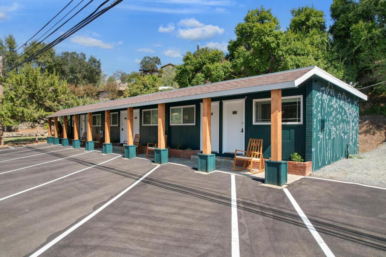 The Belle Sequoia Motel Rm9 Три-Риверс Экстерьер фото